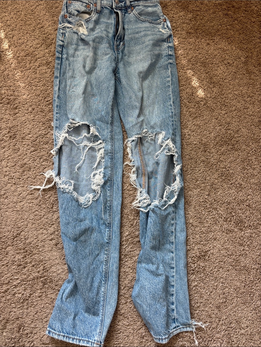 American Eagle Outfitters Light Blue Distressed Straight Leg Jeans